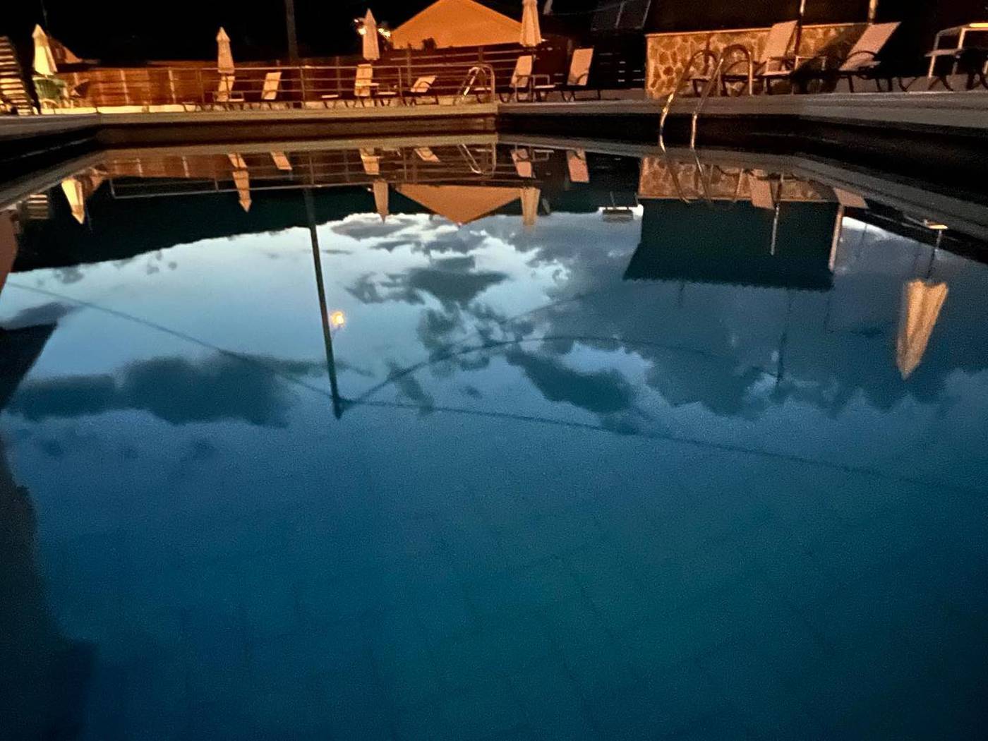 Sea-Bird-Pool-31
