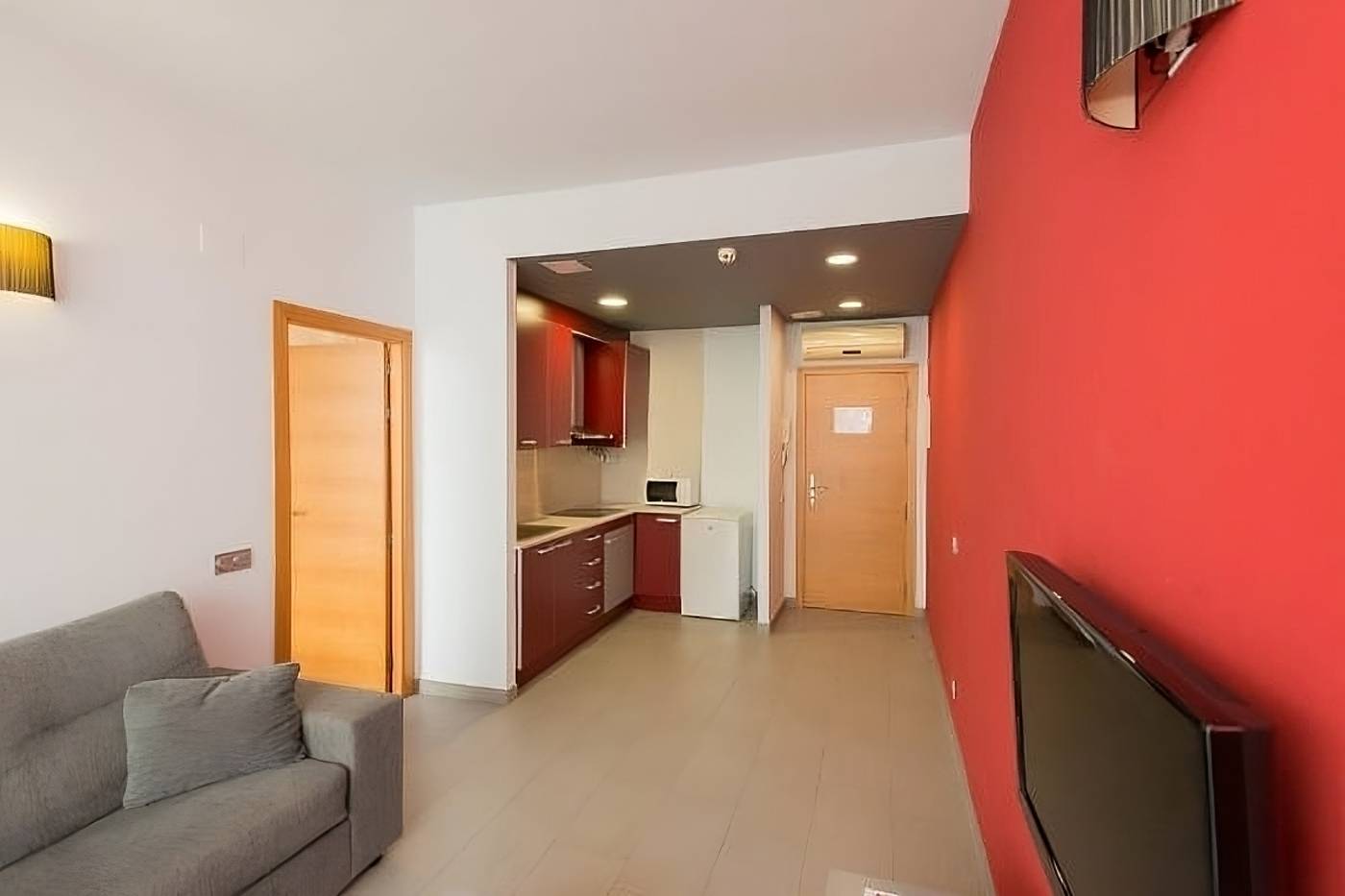 Four-Elements-Suites-Room-18