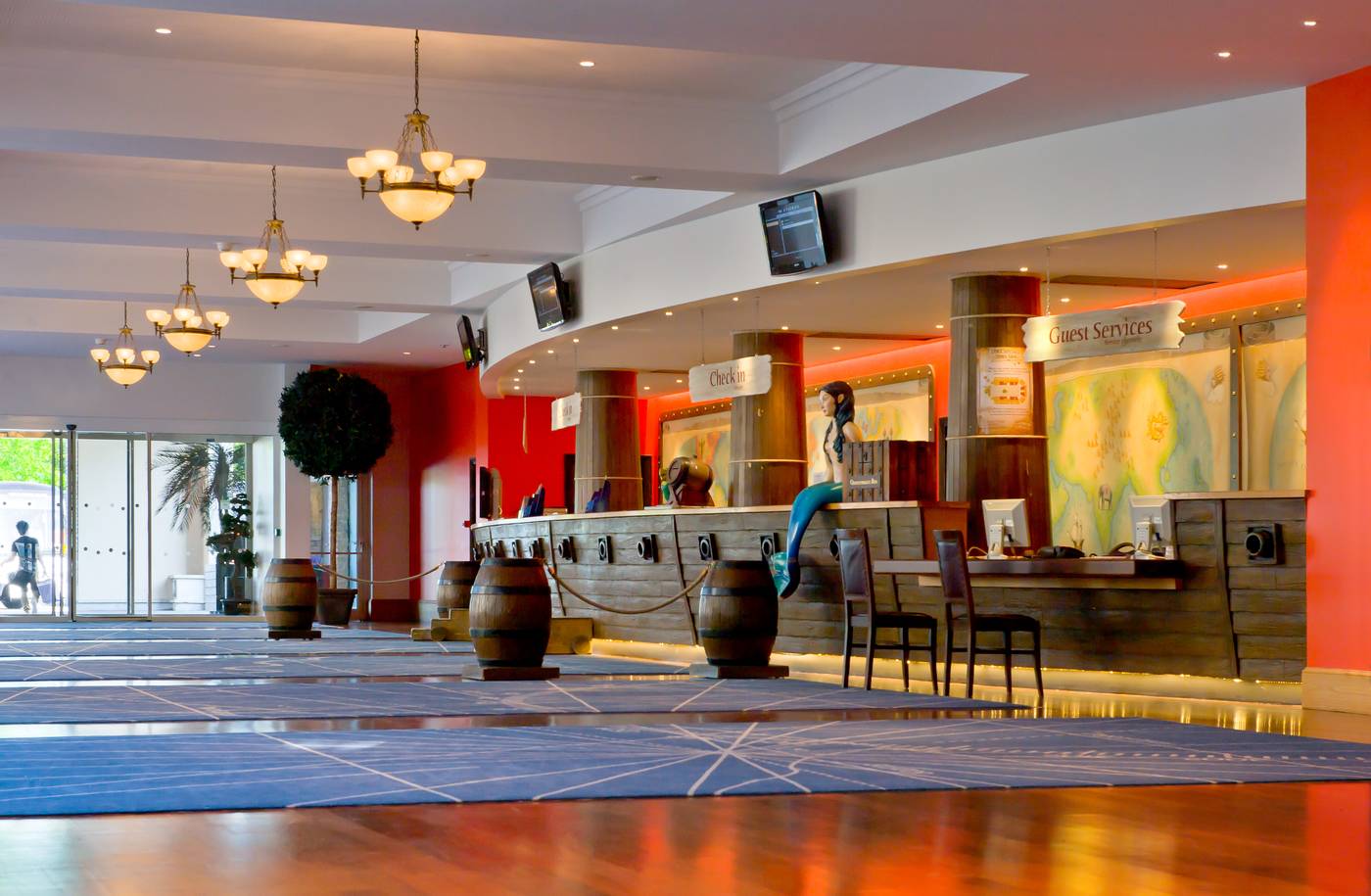 Explorers-Hotel-Lobby-12