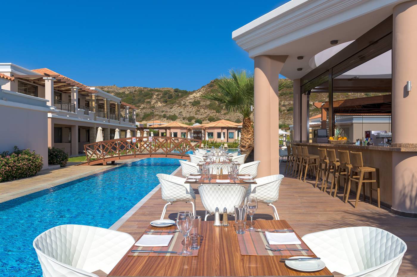La-Marquise-Luxury-Resort-Complex-Restaurant-7
