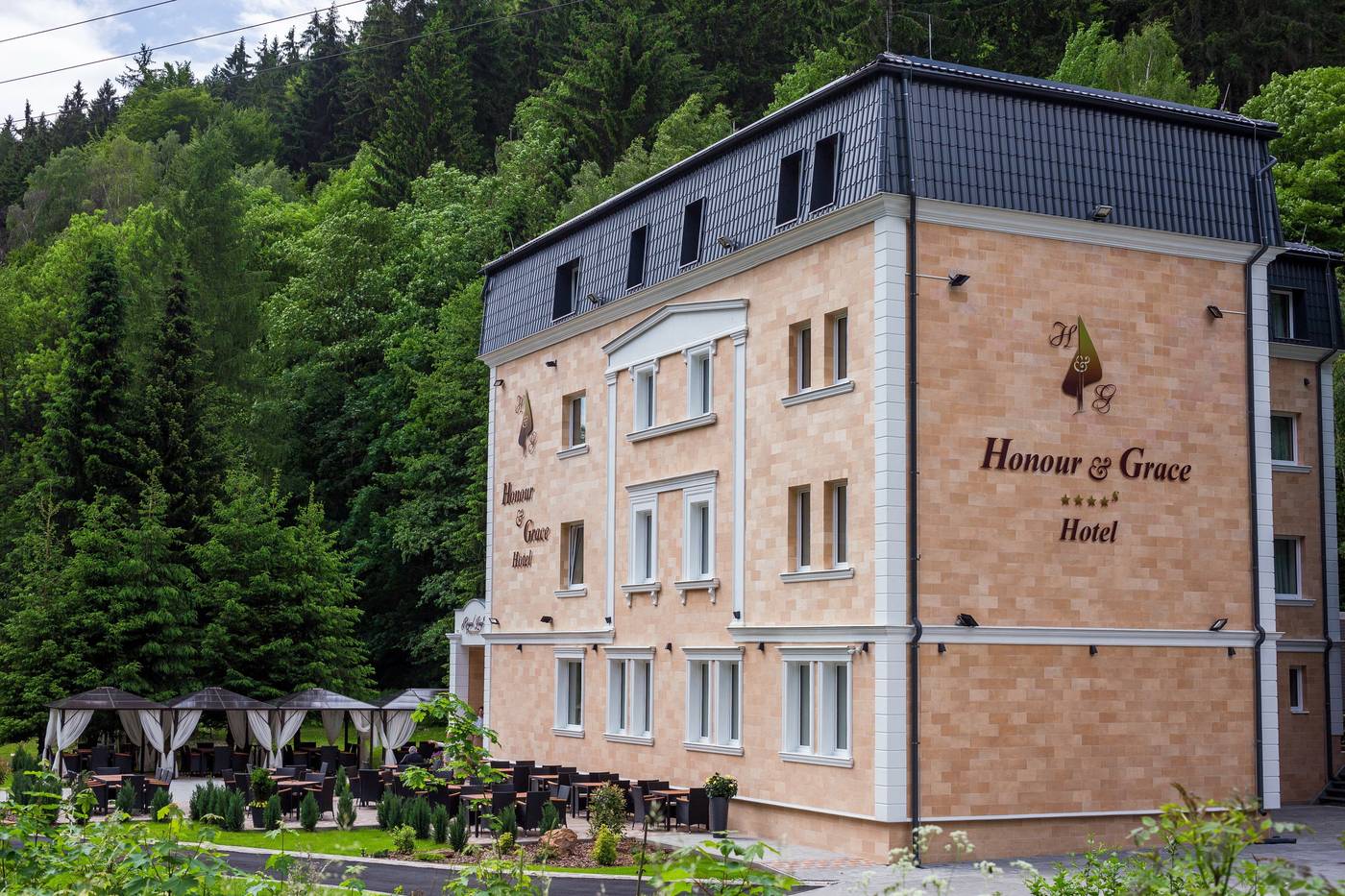 Honour And Grace Hotel-Czech Republic-OSTROV-General view-1