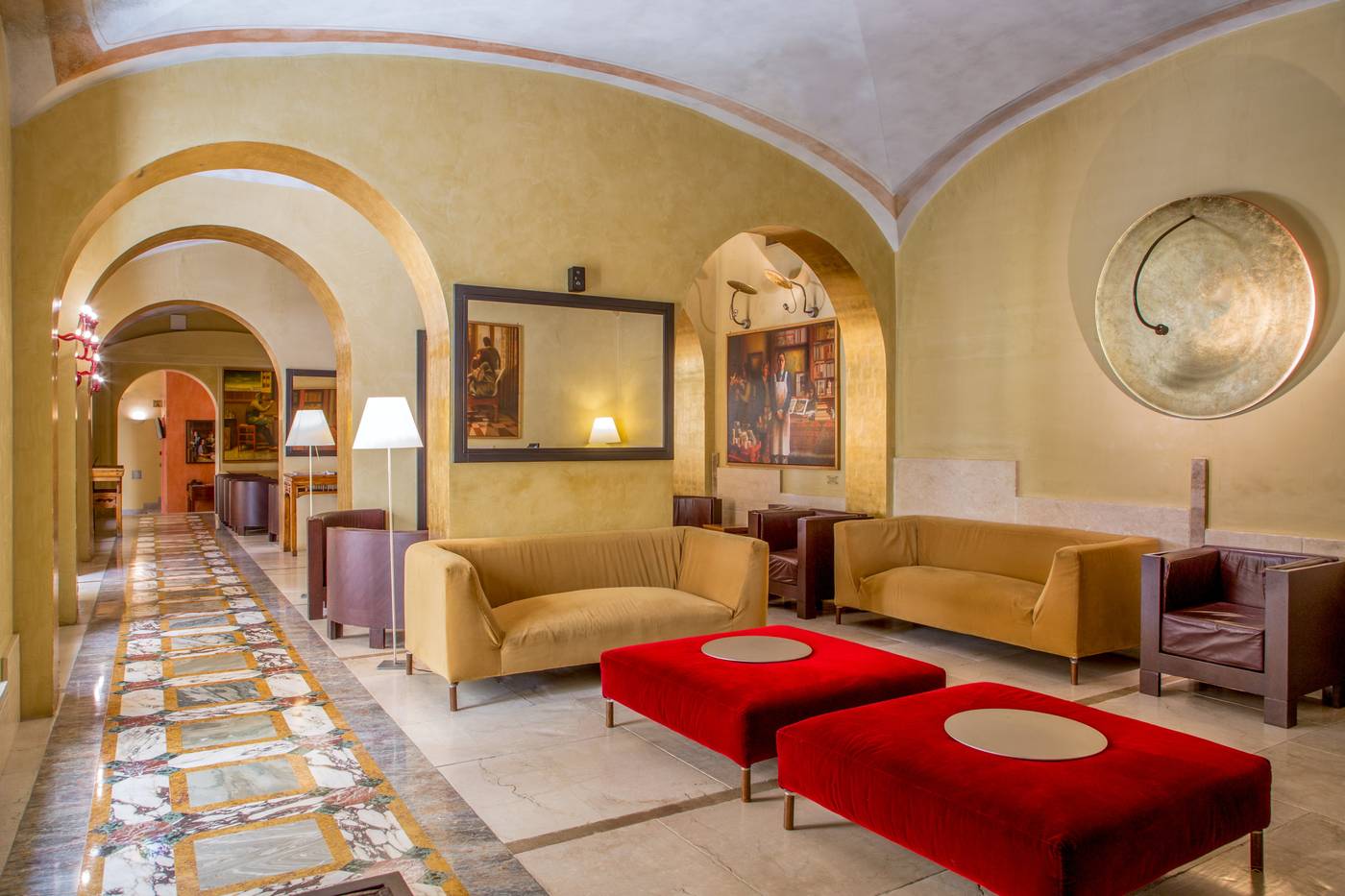 Unaway-Hotel-Empire-Roma-Lobby-3
