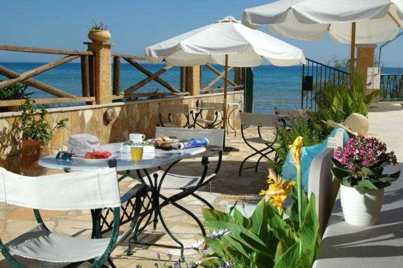 Andreolas-Luxury-Suites-Terrace-64