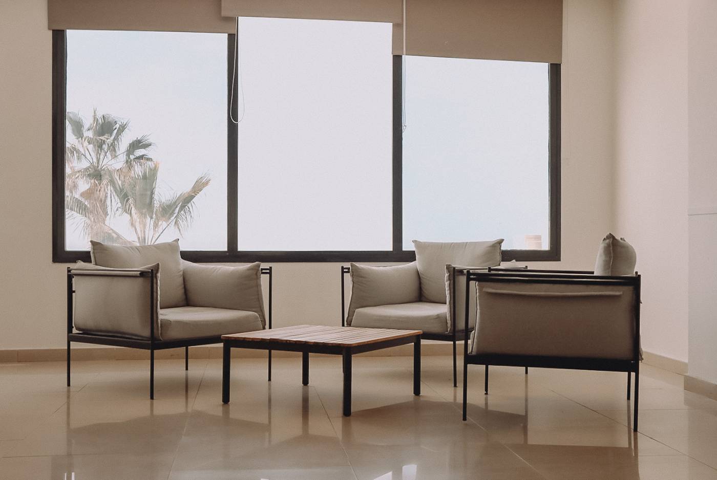 Fay-Victoria-Beach-Conferences-39