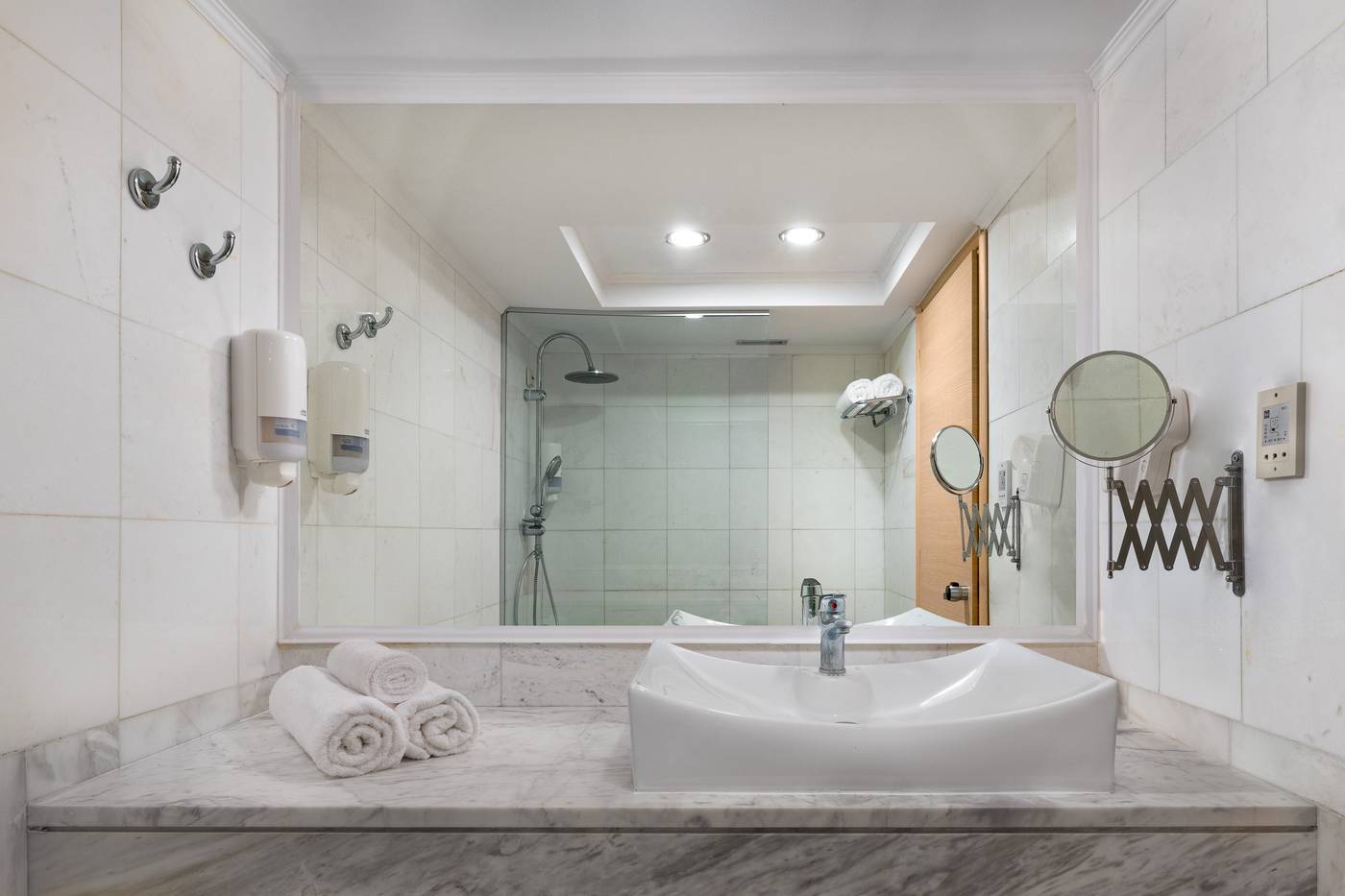 Kresten-Palace-Room-37