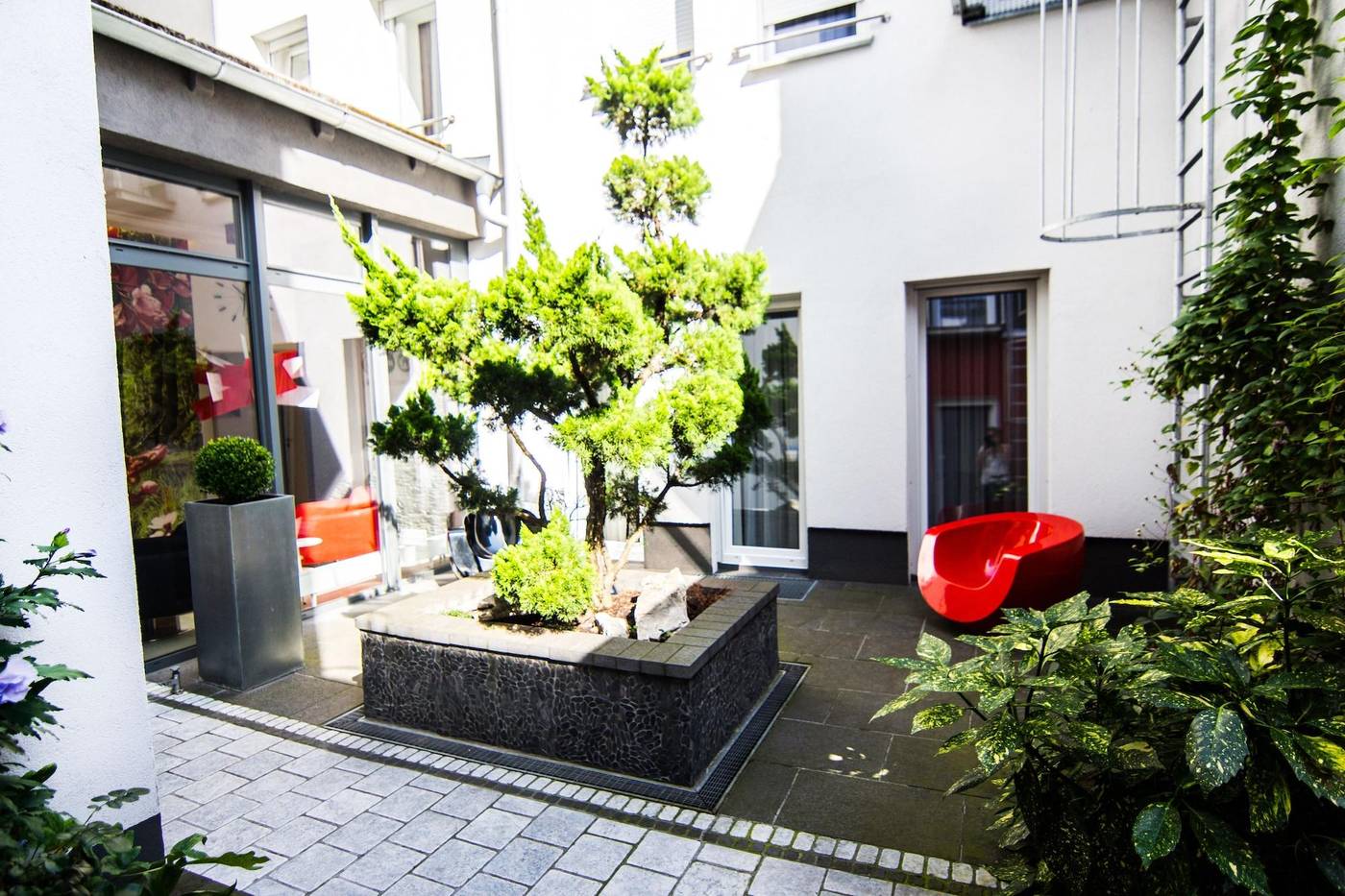 Zeitwohnhaus Suite Hotel Serviced Apartments-Germany-ERLANGEN-General view-6