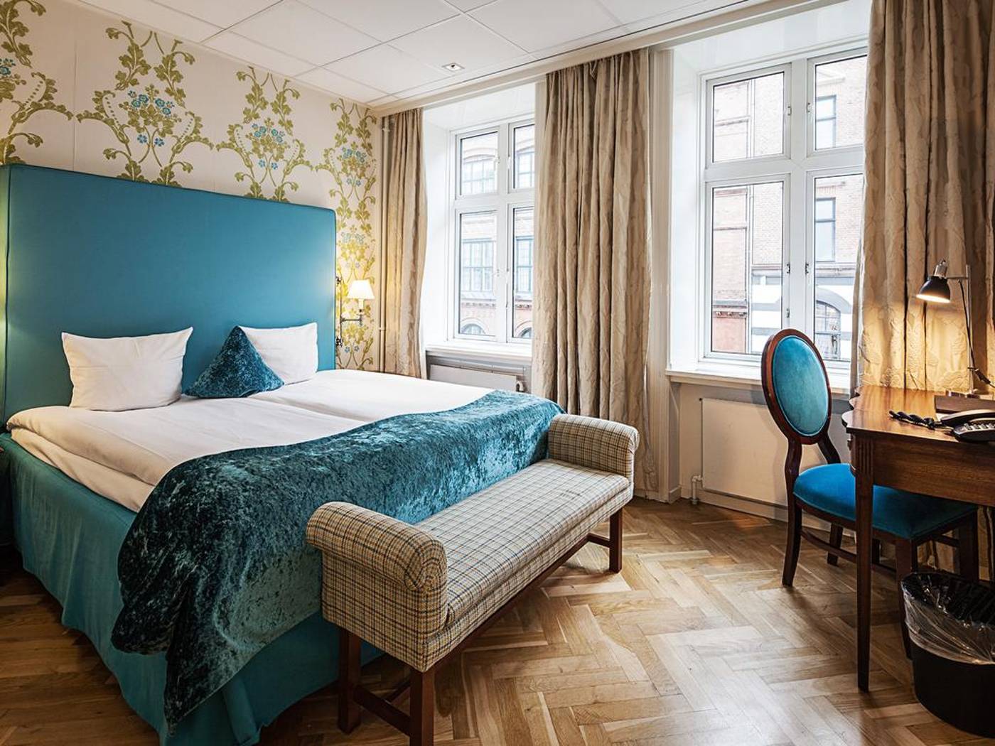 Hotel-Mayfair-Room-17