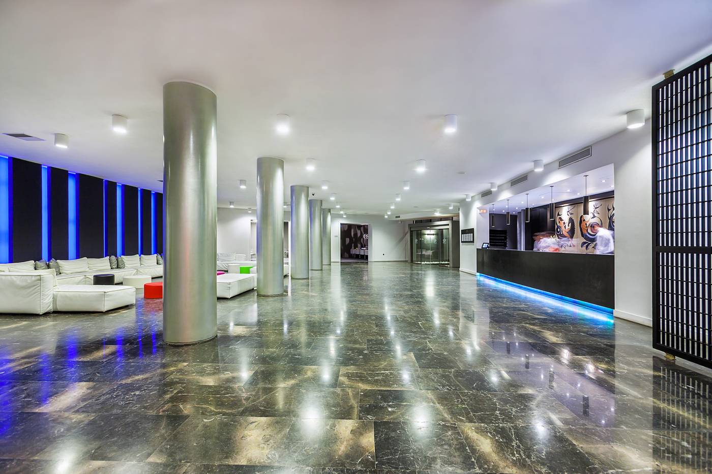 Skiathos-Palace-Hotel-Lobby-52