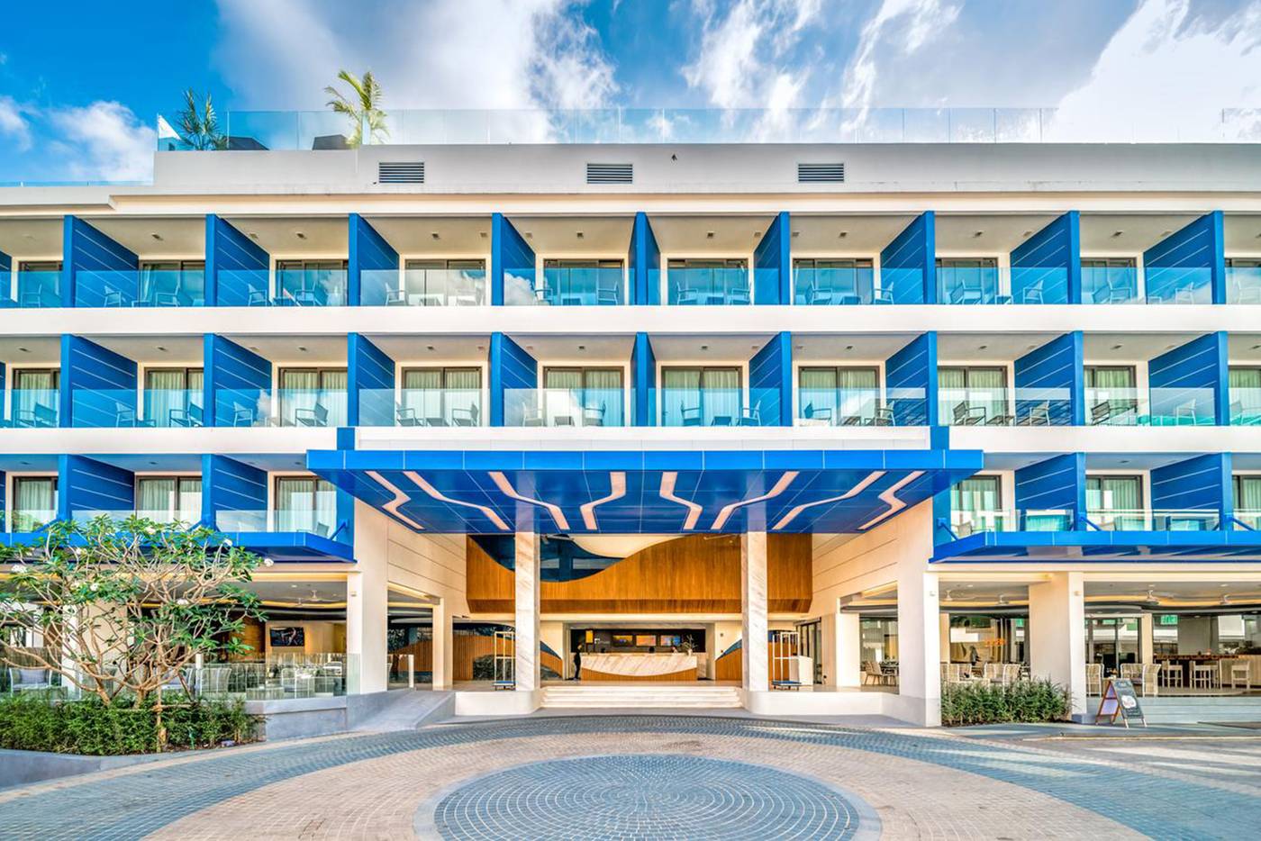 Hotel-Clover-Patong-Phuket-General-view-9