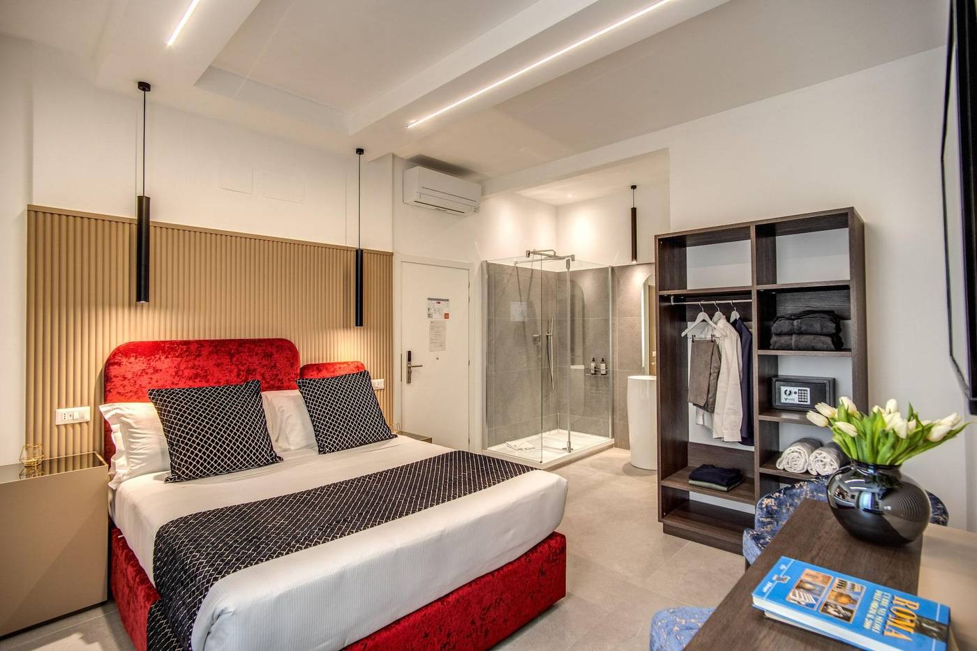 Little-Queen-Suite-Room-27