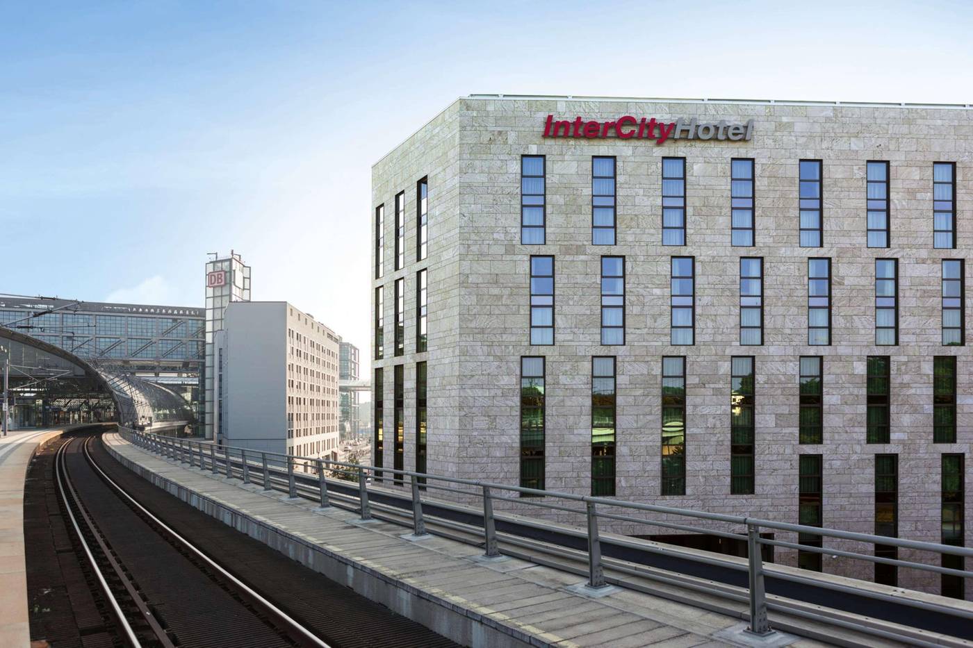 IntercityHotel-Berlin-Hauptbahnhof-General-view-1