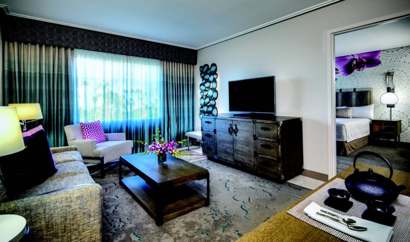 Loews Royal Pacific Resort at Universal Orlando