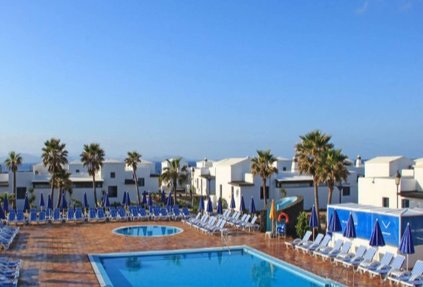 Vik--Coral-Beach-Pool-20