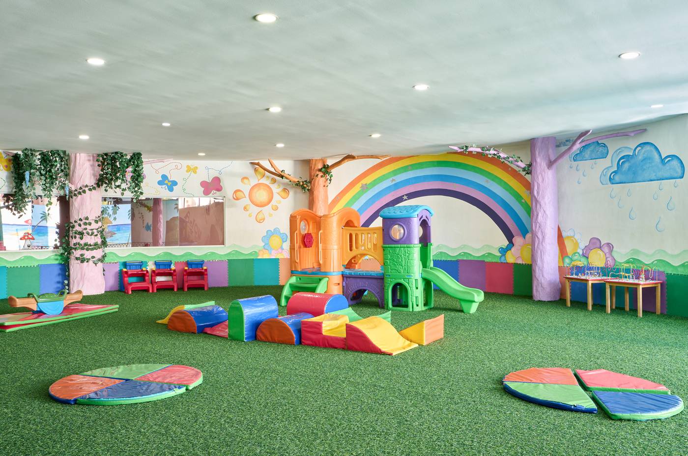 Seadust-Cancun-Family-Resort-Sports-and-Entertainment-76