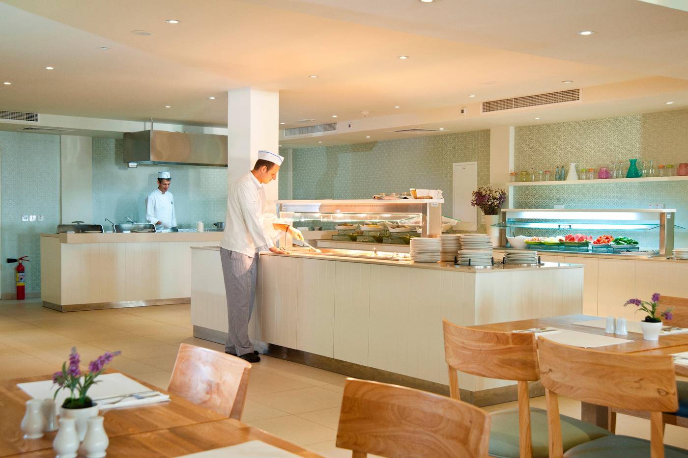 Hotel-Pernera-Beach-Restaurant-42