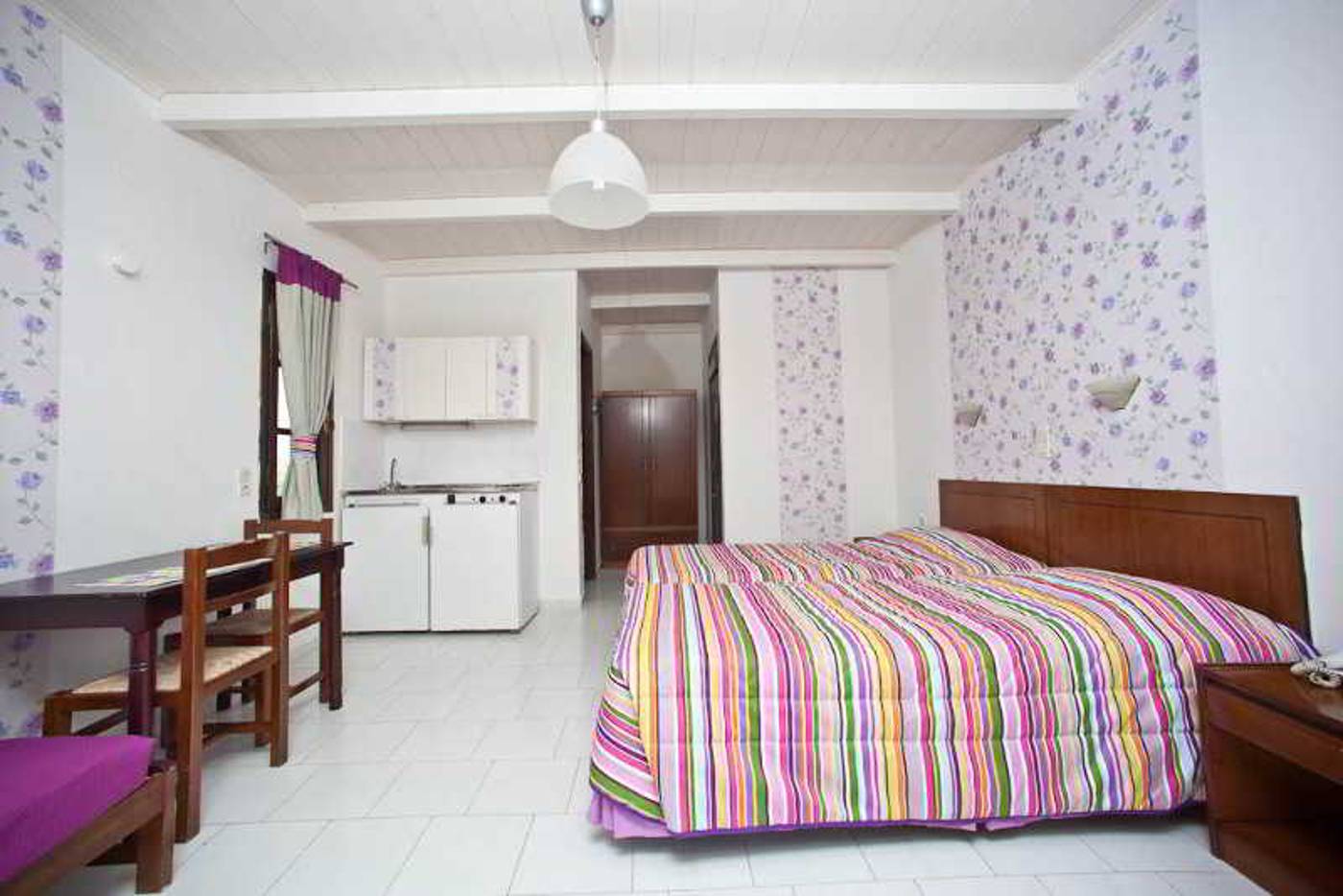 Ledra-Maleme-Room-35