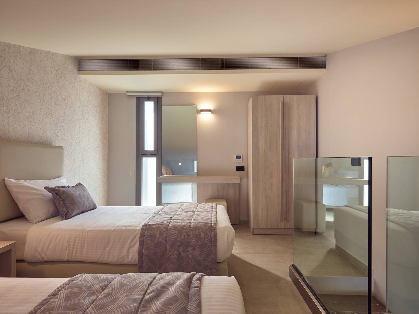 Zante-Sun-Room-25