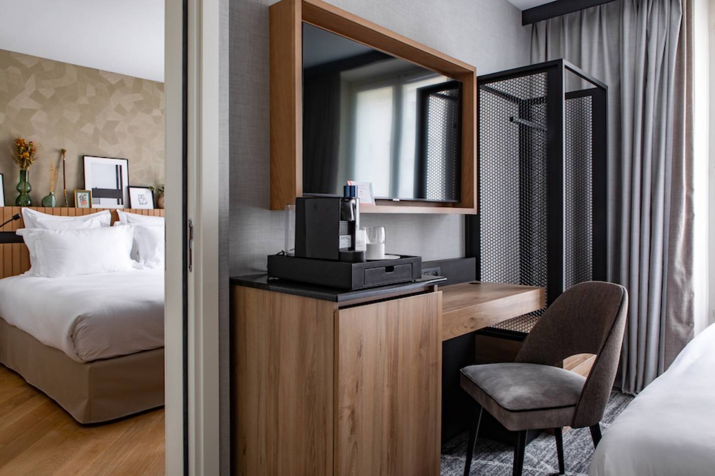 Hotel-Maison-Mere-Room-24