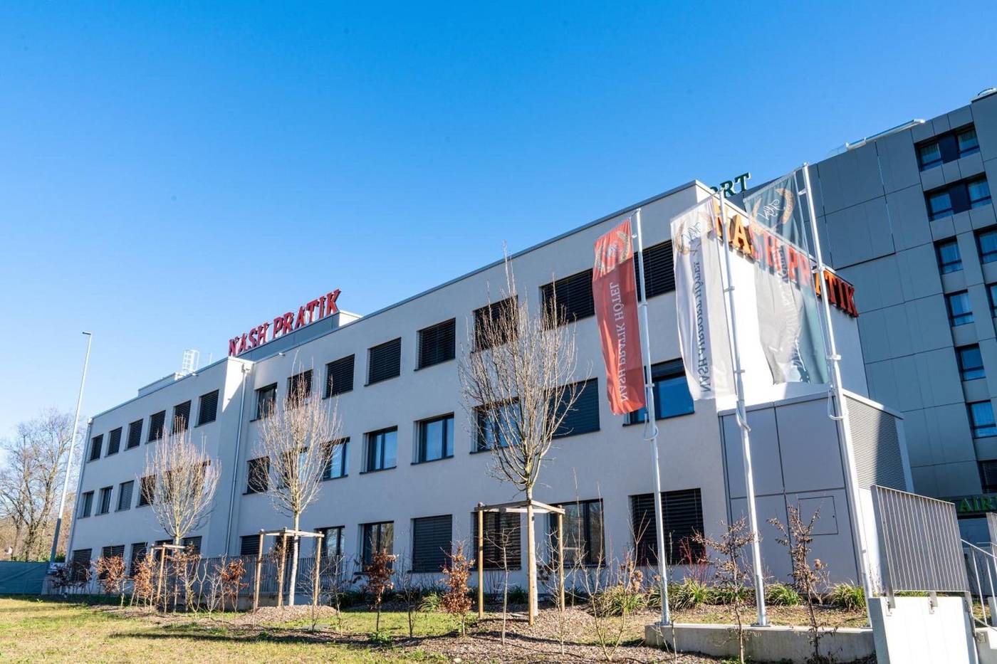 Nash-Pratik-Hotel-General-view-3