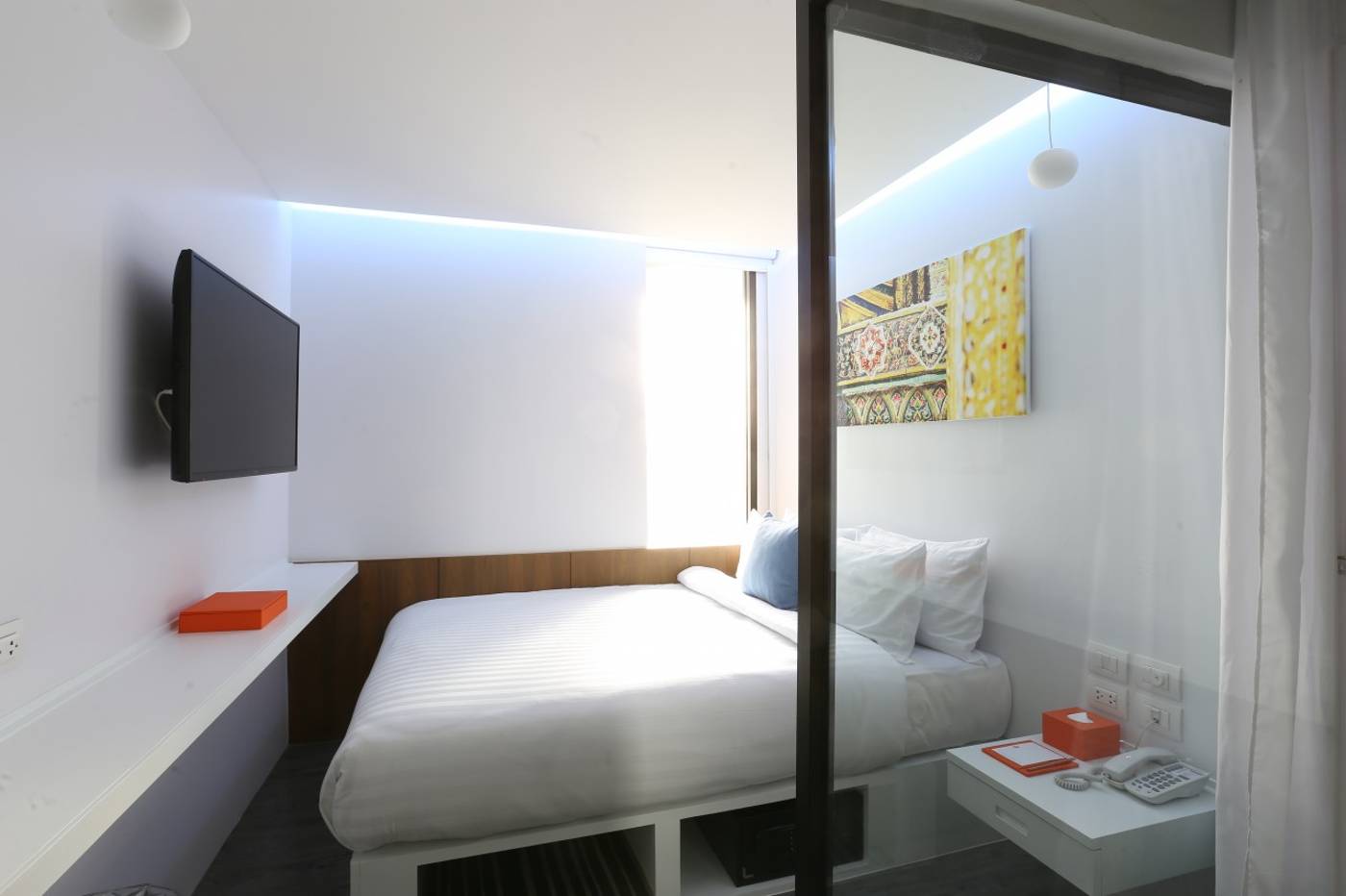 S-Box-Sukhumvit-Hotel-Room-4