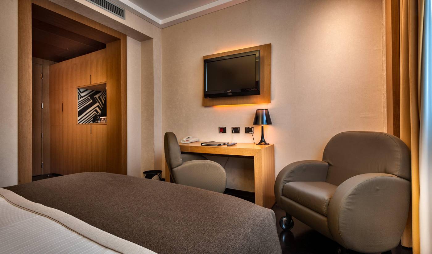 Crowne-Plaza-Milan-City-Room-35