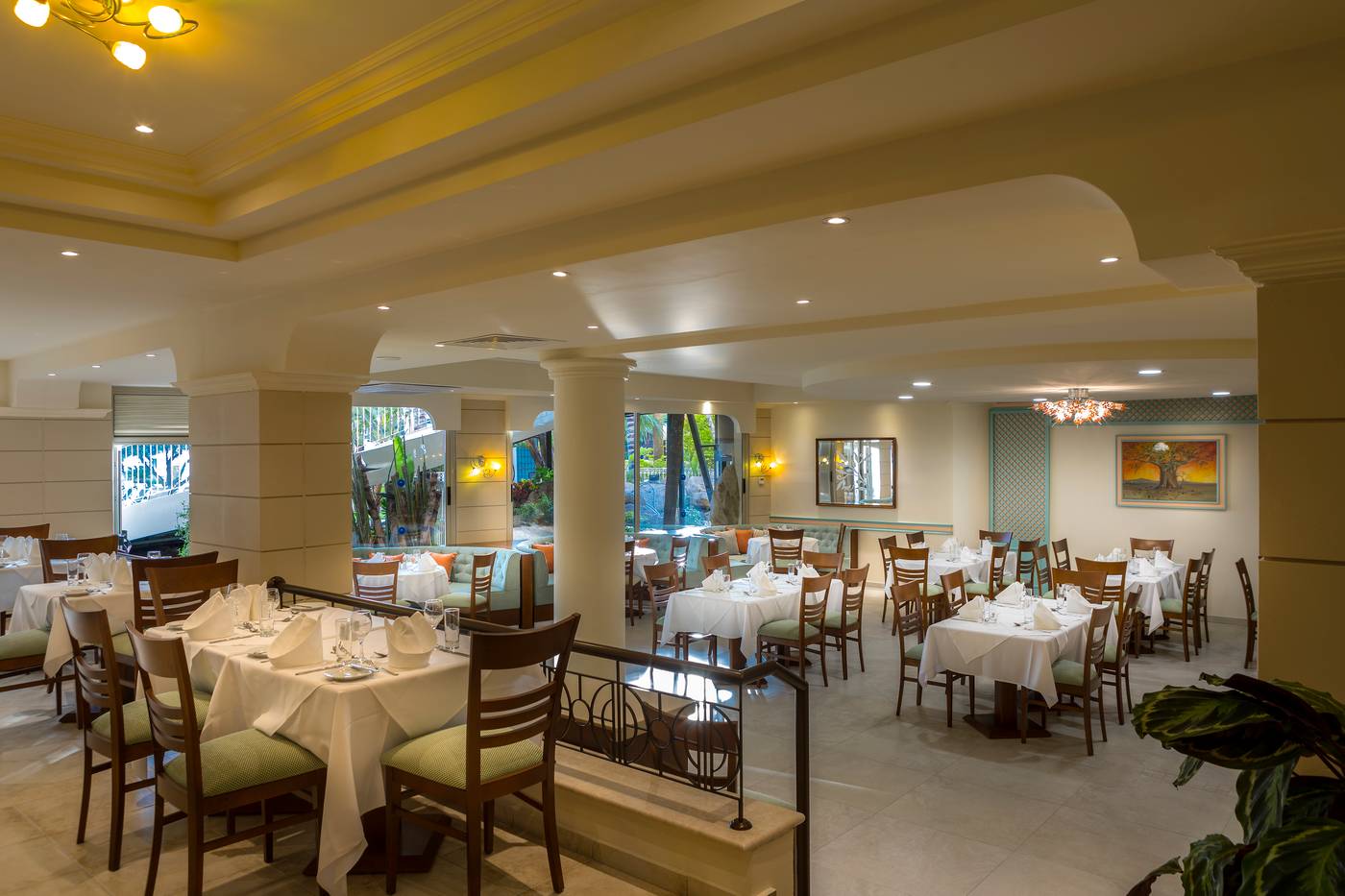 Aquamare-Beach-Hotel-and-Spa-Restaurant-42