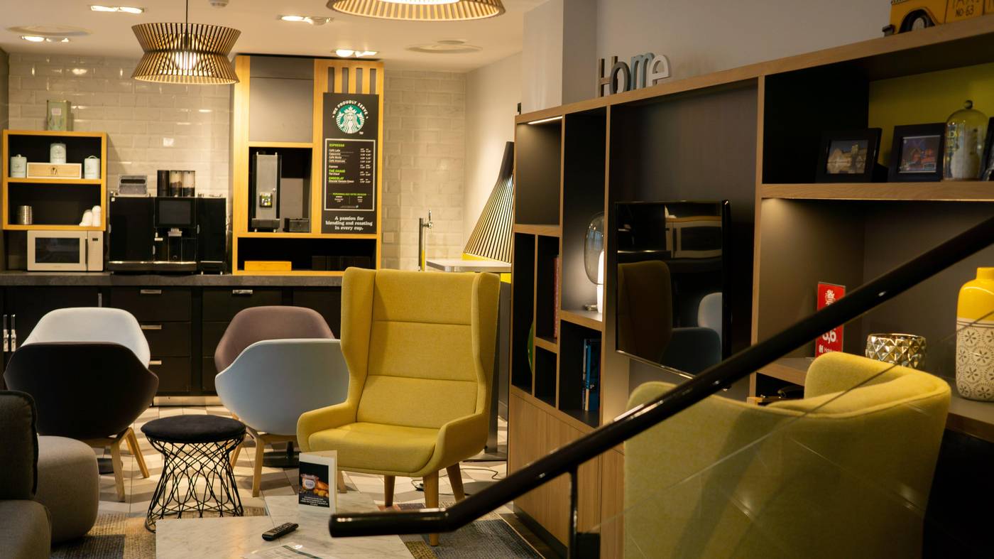 Holiday-Inn-Paris-Opera---Grands-Boulevards-Lobby-18