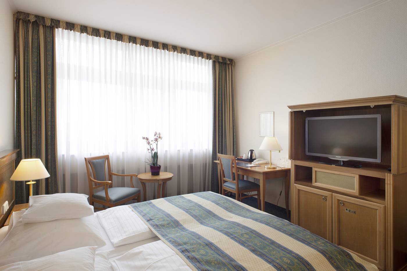 Hollywood-Media-Hotel-Room-24