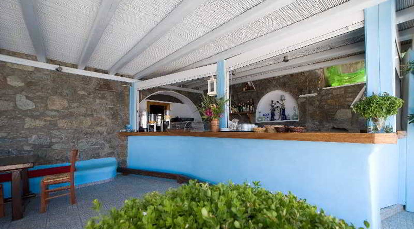 Daktilidis-Village-Bar-12