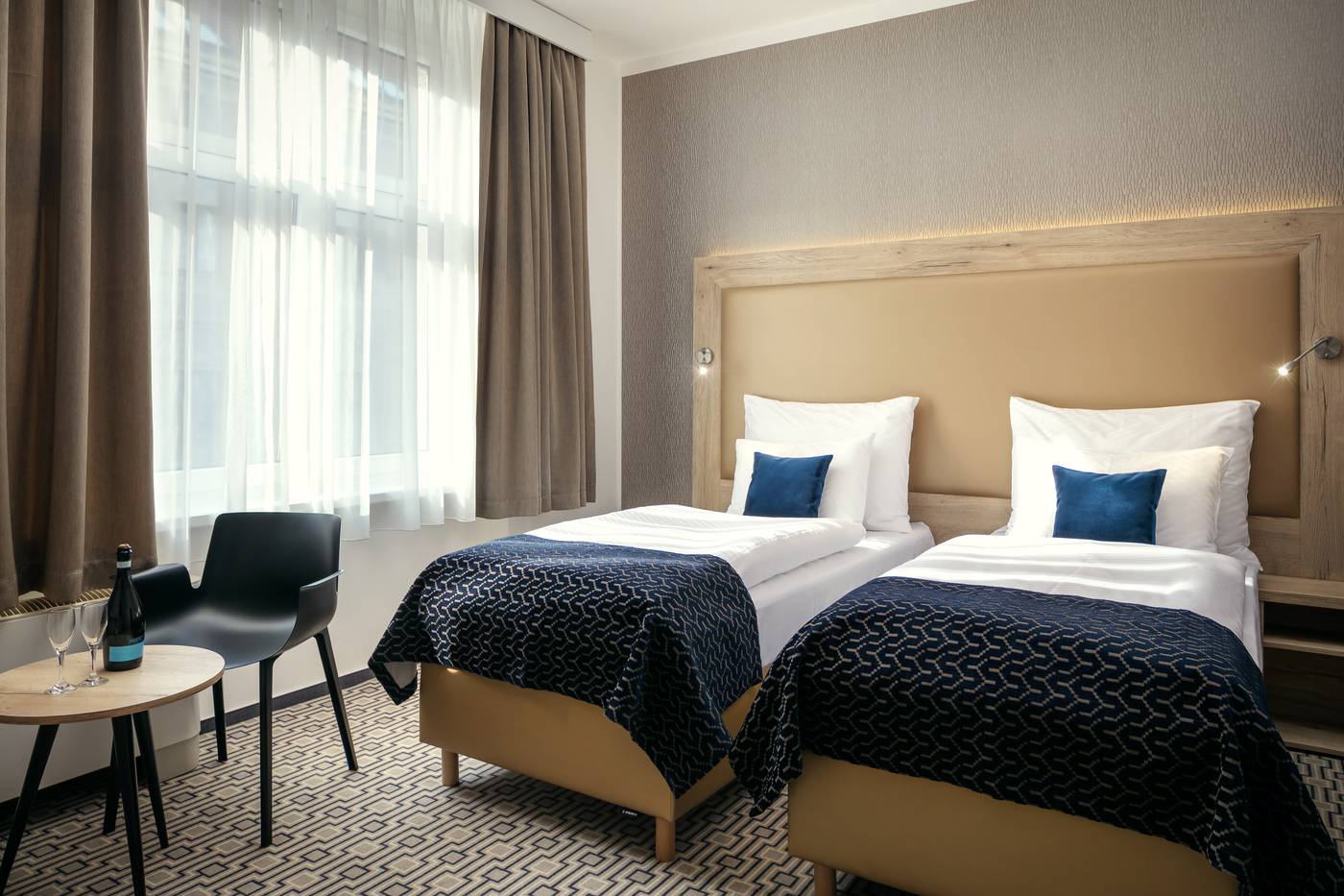 Astoria-Hotel-Room-6