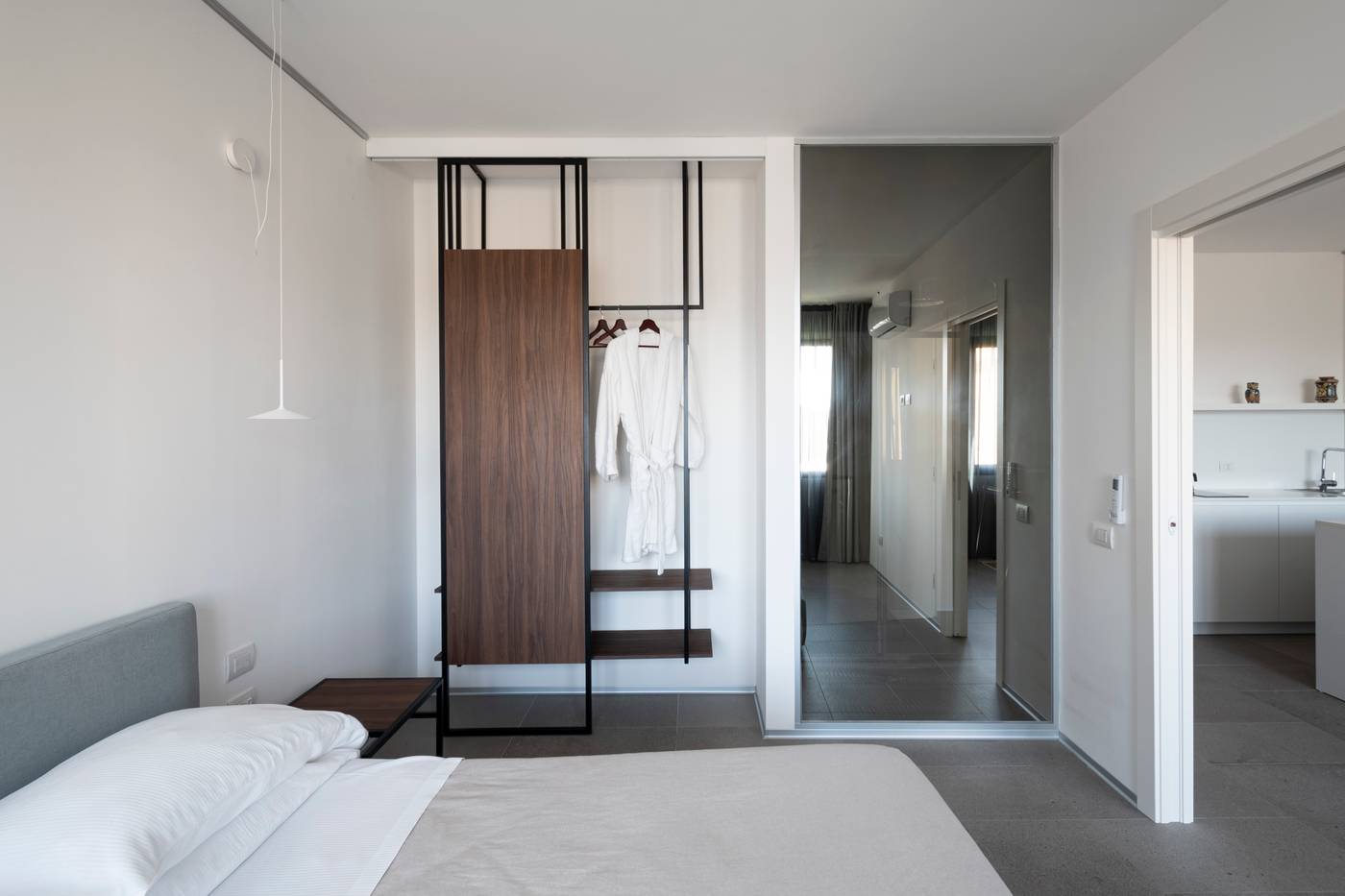 Alkamuri-Posh-Hotel---Spa-Room-20