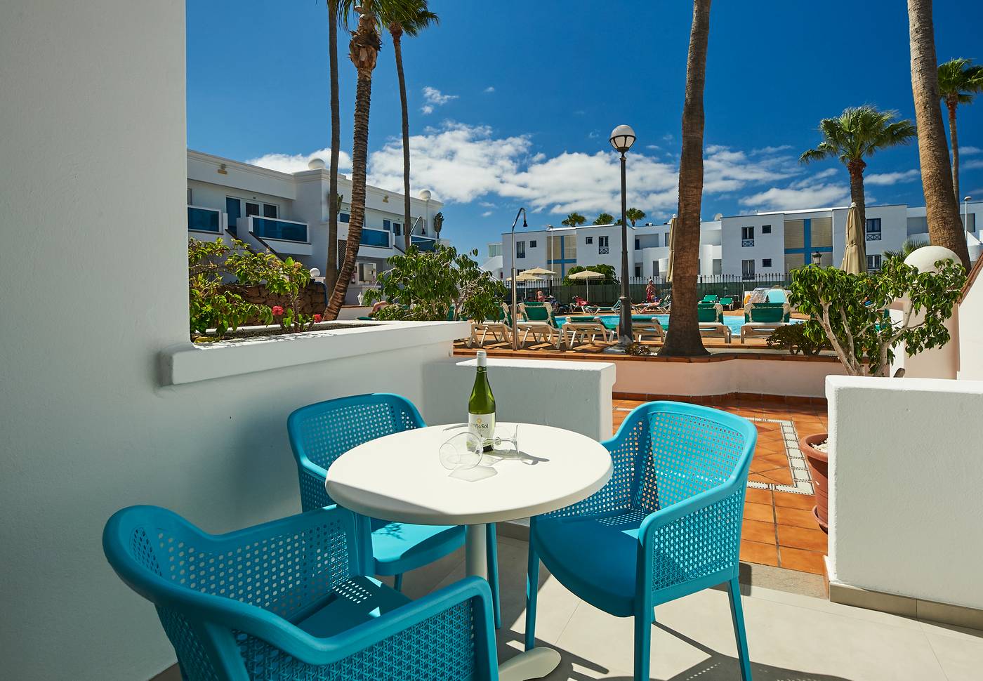 Suite-Hotel-Montana-Club-Room-12