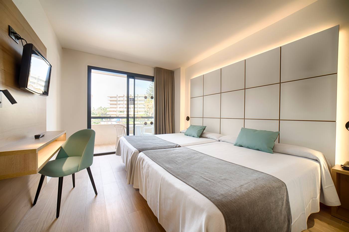 Belvedere-Hotel-Room-14