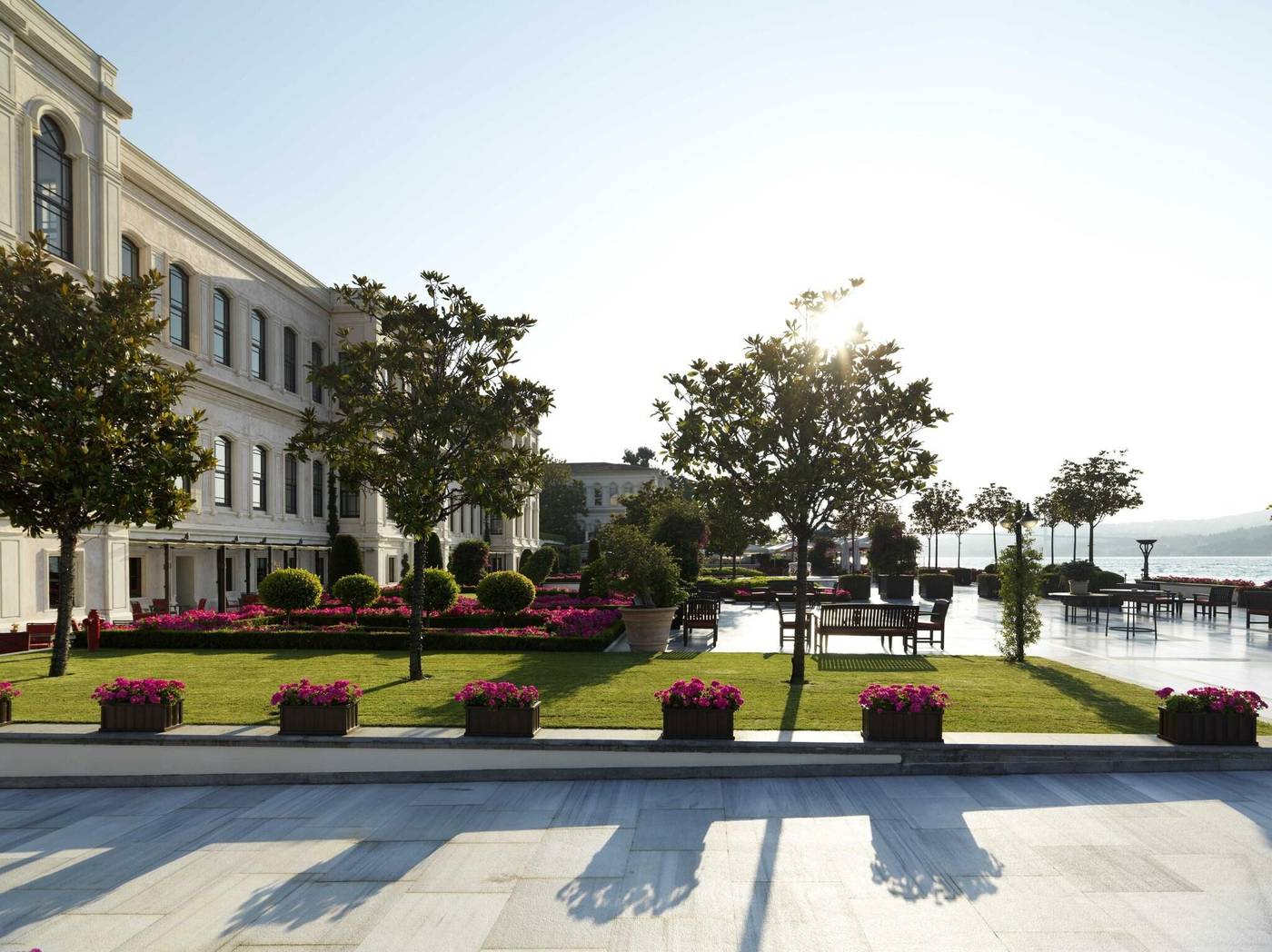 Four-Seasons-at-the-Bosphorus-Terrace-58