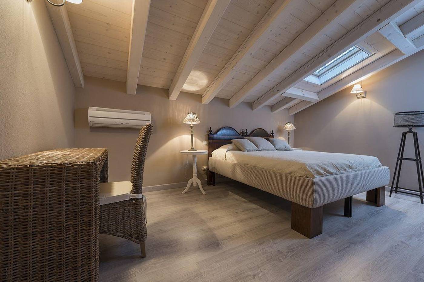 A-Casa-di-Delia---Charming-House-Room-6