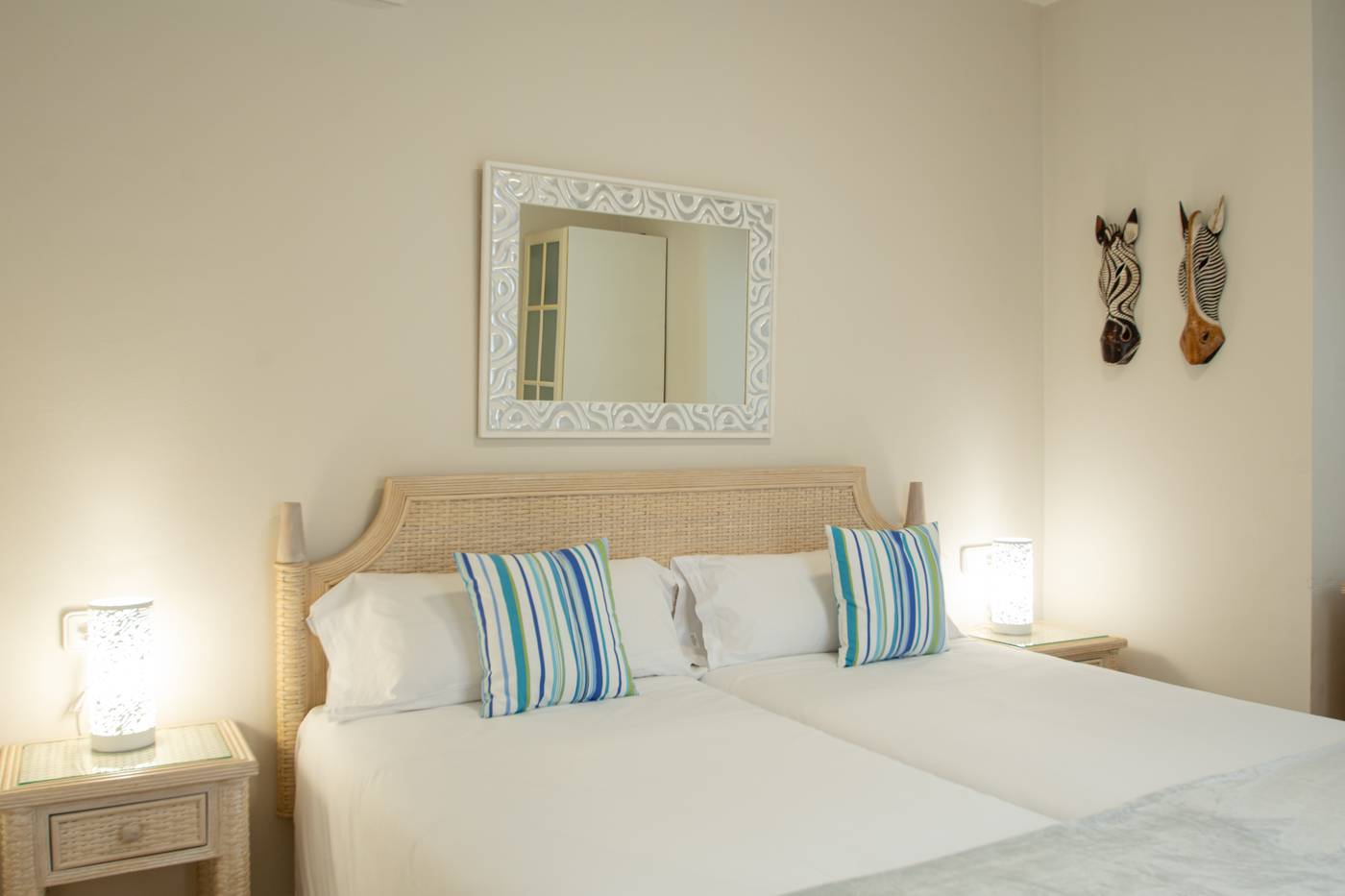 Apartamentos-LIVVO-Coloradamar-Room-53