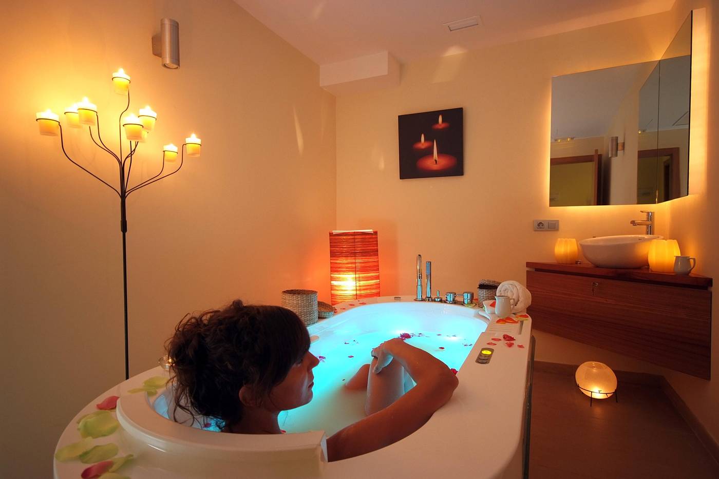 Grupotel-Macarella-Suites---Spa-Sports-and-Entertainment-27