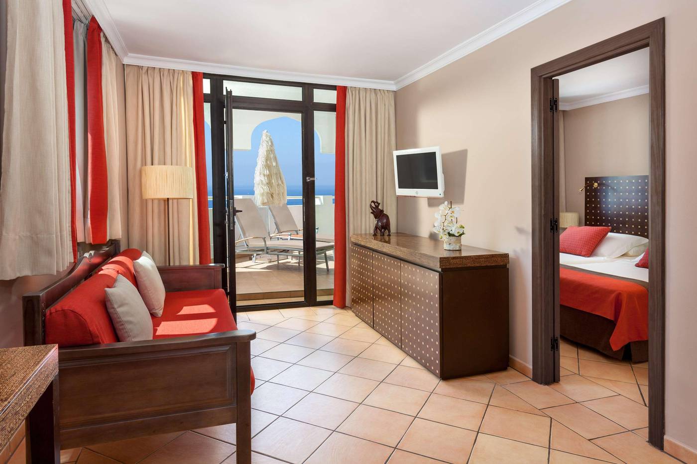 Seaside-Sandy-Beach-Hotel-Room-16