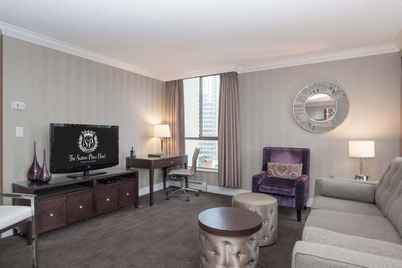 La-Grande-Residence-Vancouver-At-The-Sutton-Place-Room-20