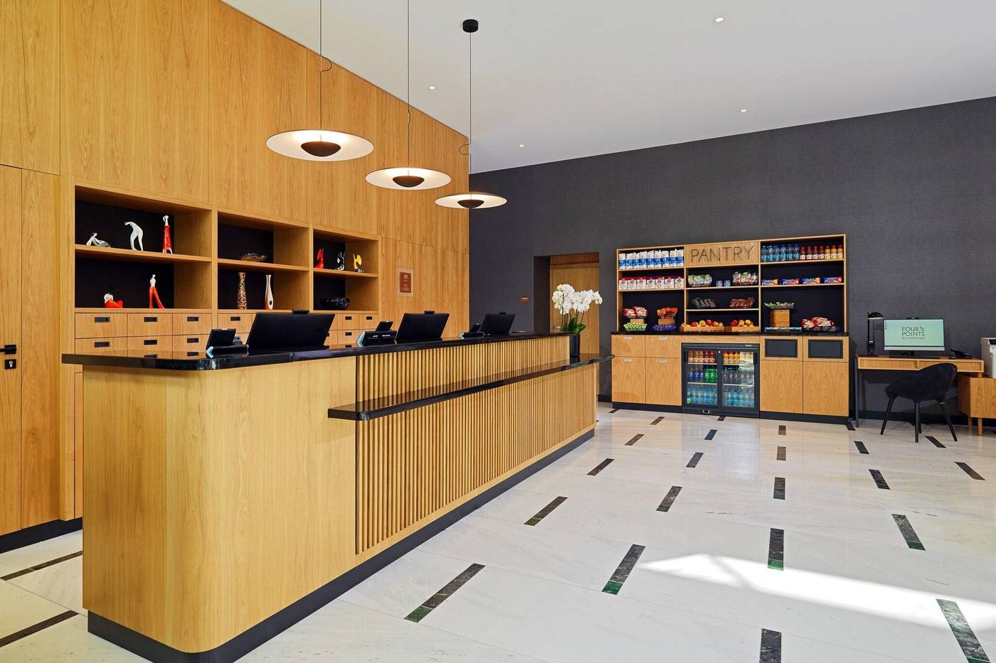 Four-Points-By-Sheraton-Warsaw-Mokotow-Lobby-11