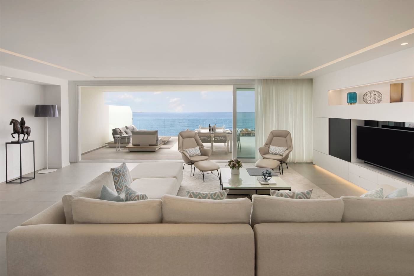 Royal-Hideaway-Corales-Suites--part-of-Barcel---Hotel-Group-Room-27