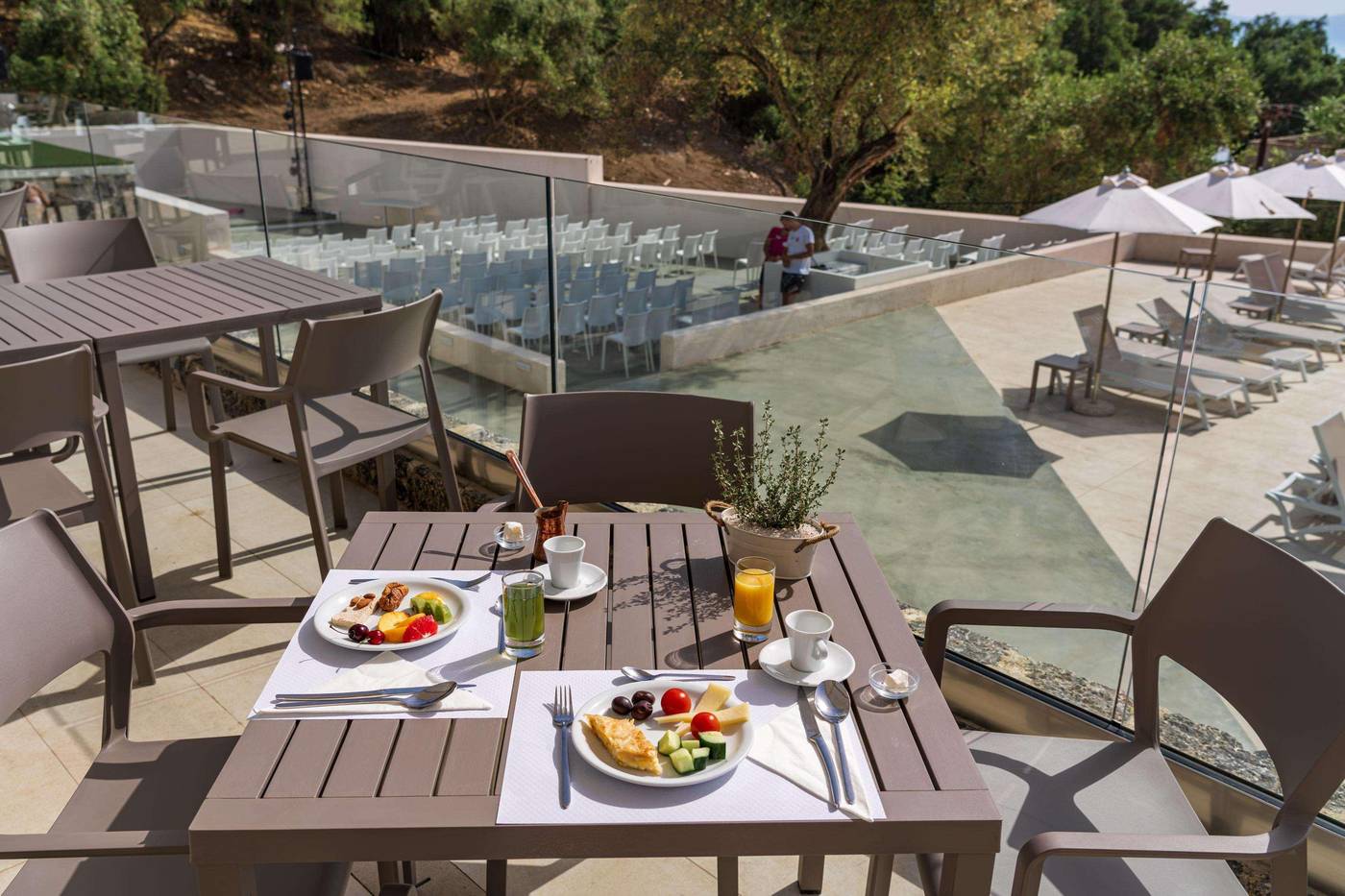Aeolos-Beach-Resort-Terrace-12