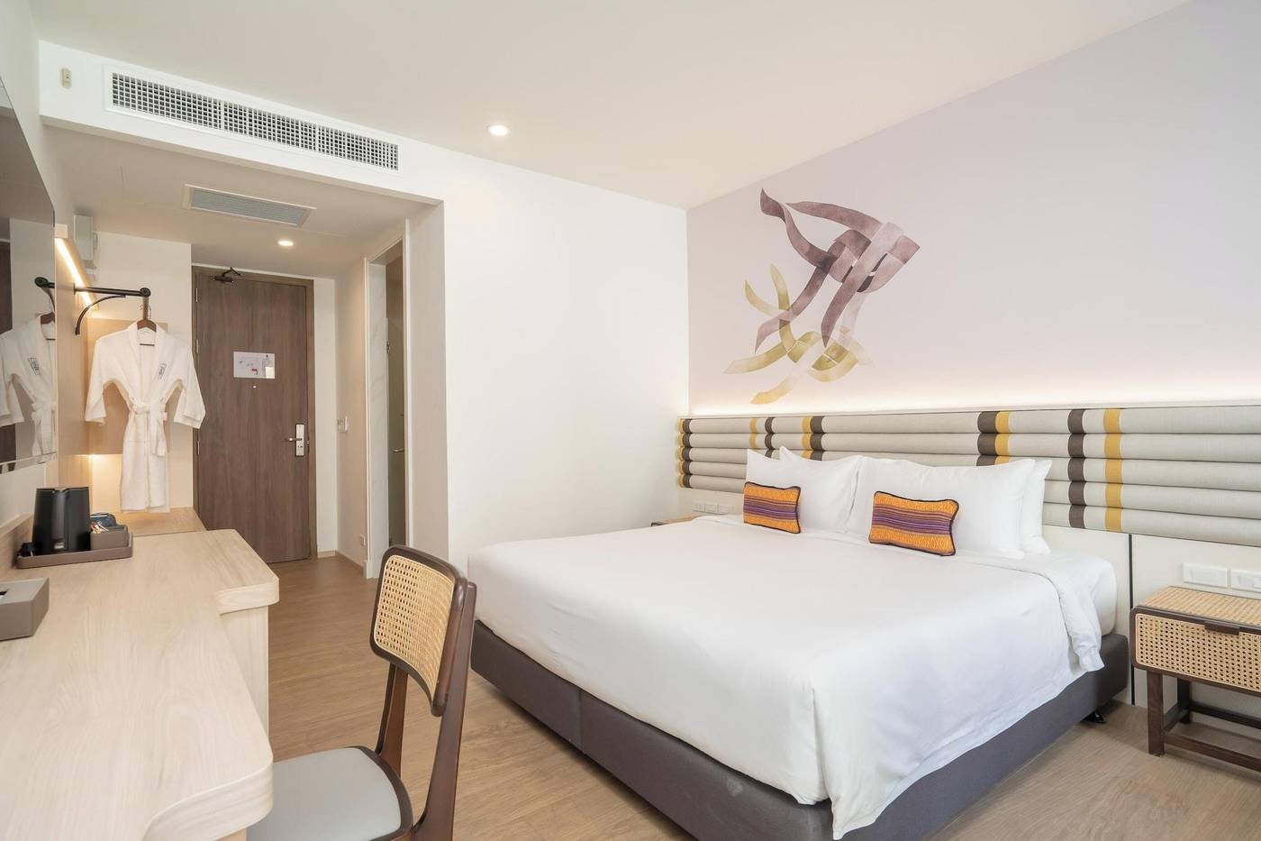 Pranakorn-Heritage-Hotel-Room-37