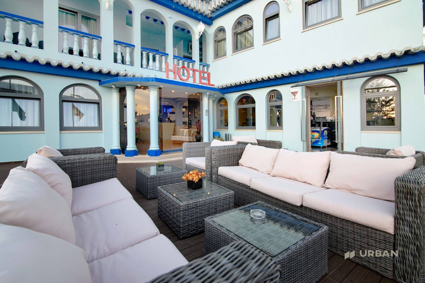 Hotel-Santa-Eulalia-Praia-Lobby-11