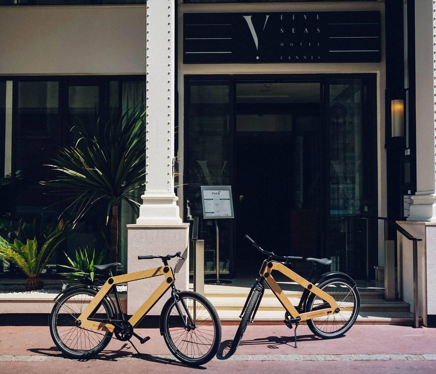 Five-Seas-Hotel-Sports-and-Entertainment-11