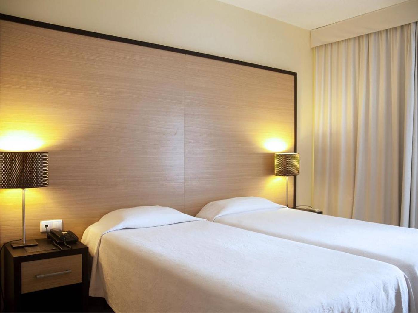 Dom-Pedro-Garajau-Room-37