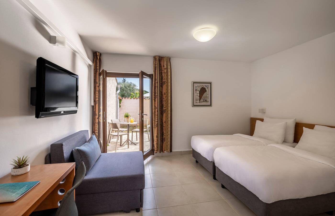 Maistra-Select-Villas-Rubin-Resort-Room-16