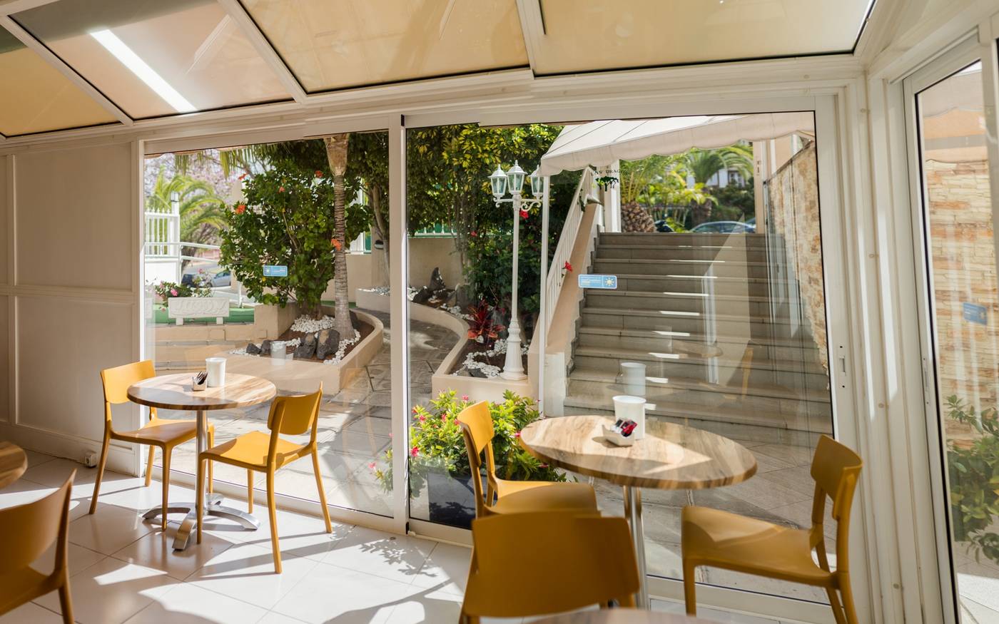 Los-Dragos-Del-Norte-Restaurant-26