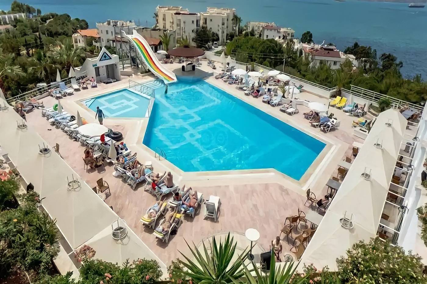 Roseira Hotels Beach Resort