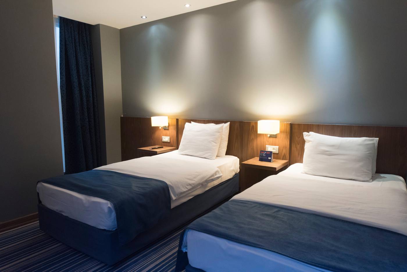 Holiday-Inn-Express-Altunizade-Room-5